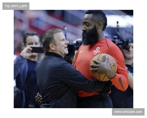 如何运用铁三角理论提升球队整体协作与竞技表现